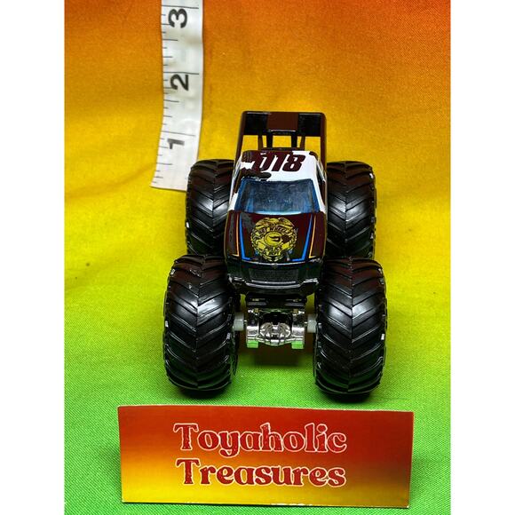 Hot Wheels Monster Jam Police Truck - Picture 2 of 5